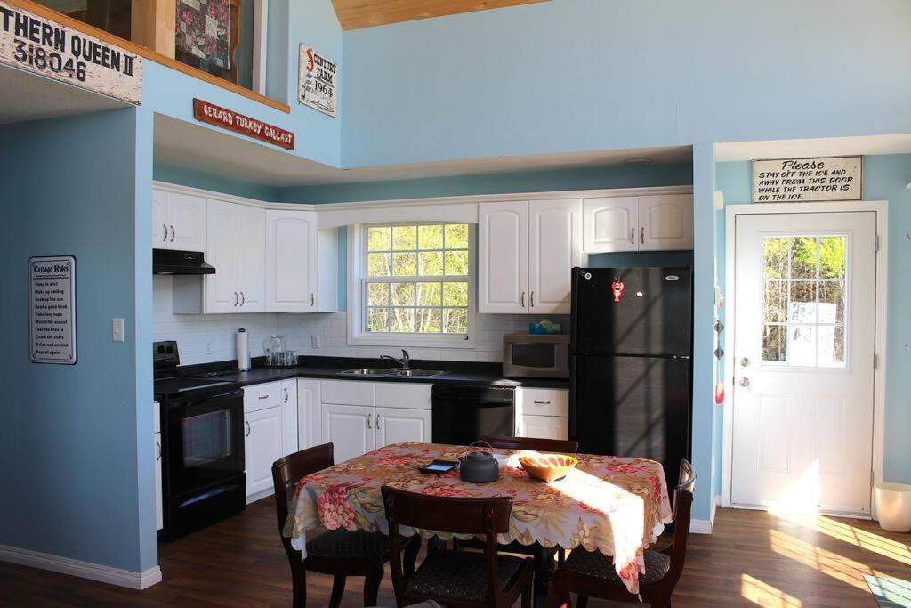 Kayes Cottage - water view