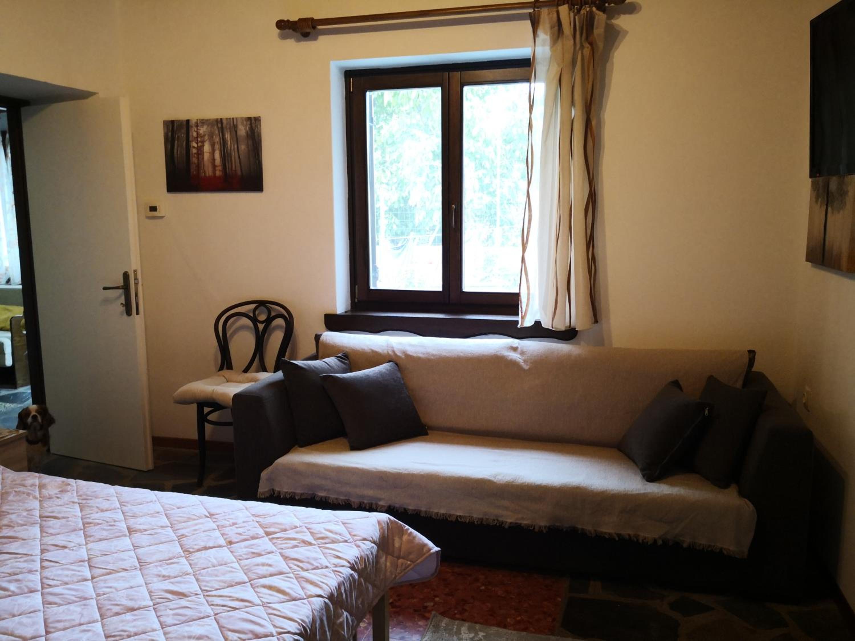 Effrosini Stonehouse center Portaria view 4