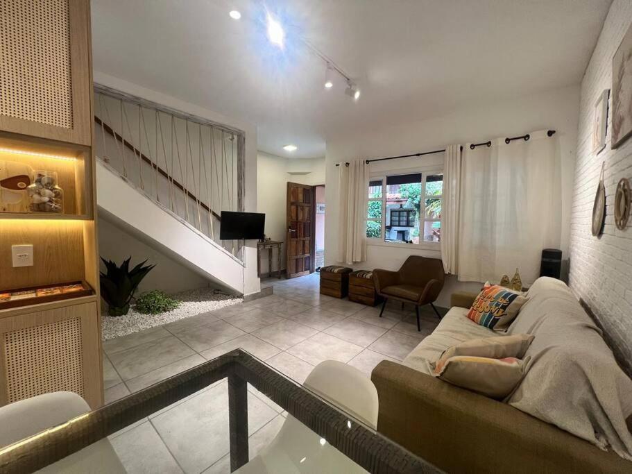 Casa em Praia de Tabatinga Ubatuba Caragua
