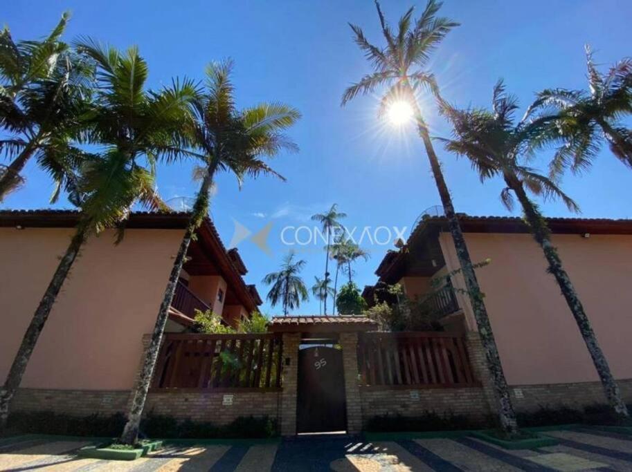 Casa em Praia de Tabatinga Ubatuba Caragua