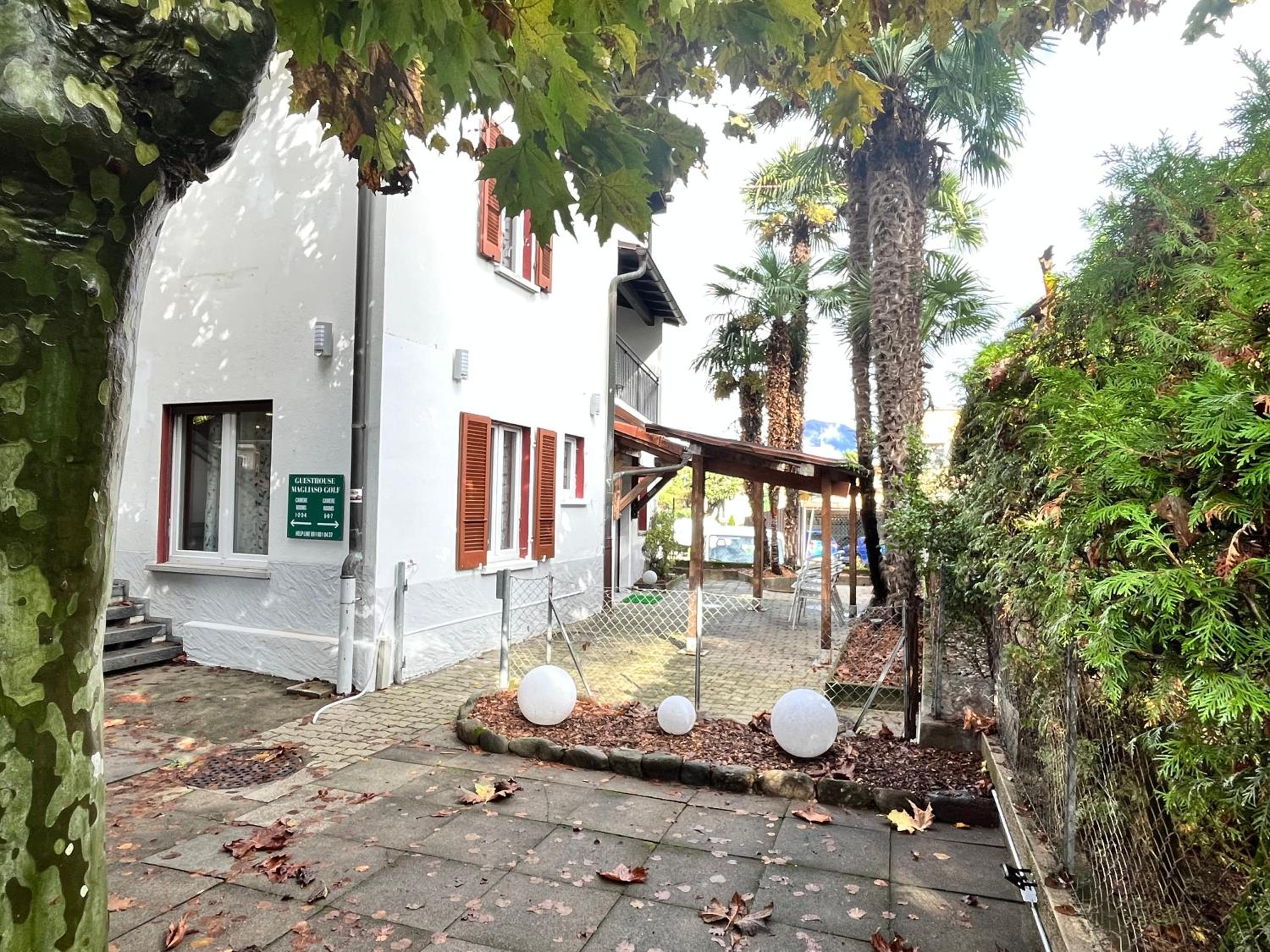GuestHouse Magliaso Golf Station by LR - self check in