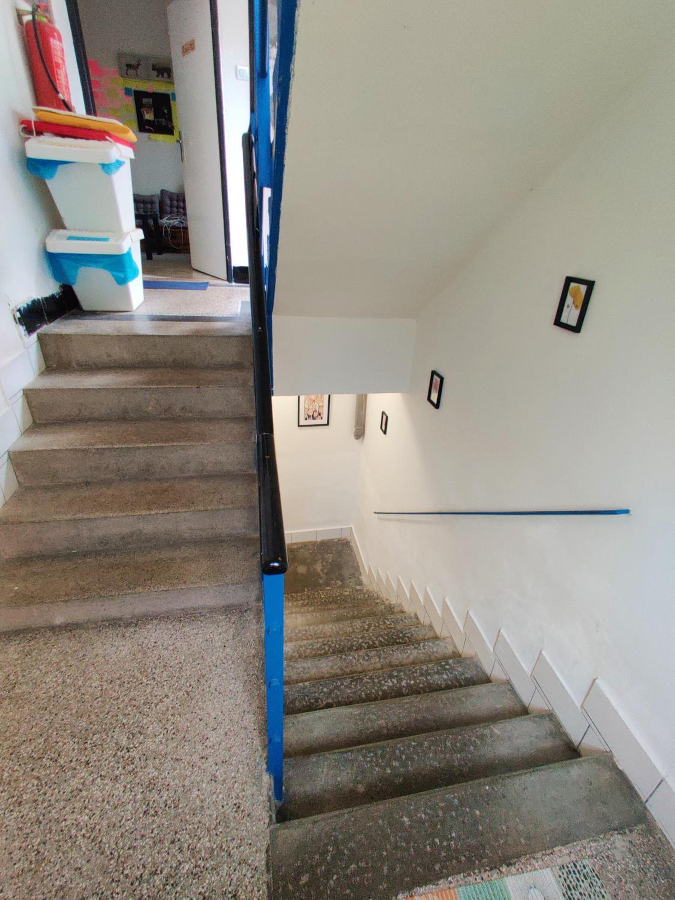 Apartment in house with private parking and garden