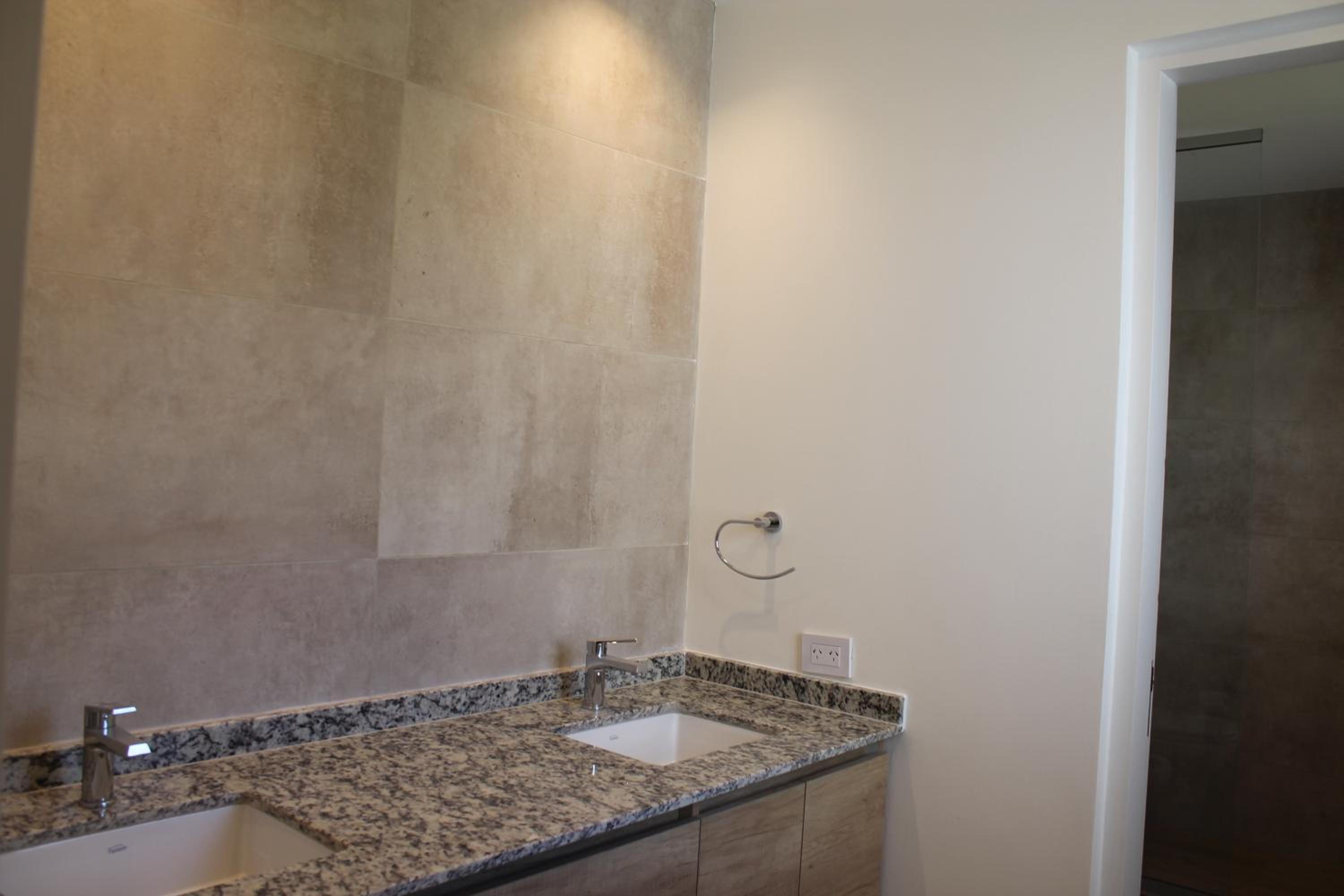 Casa a estrenar en Las Cañadas