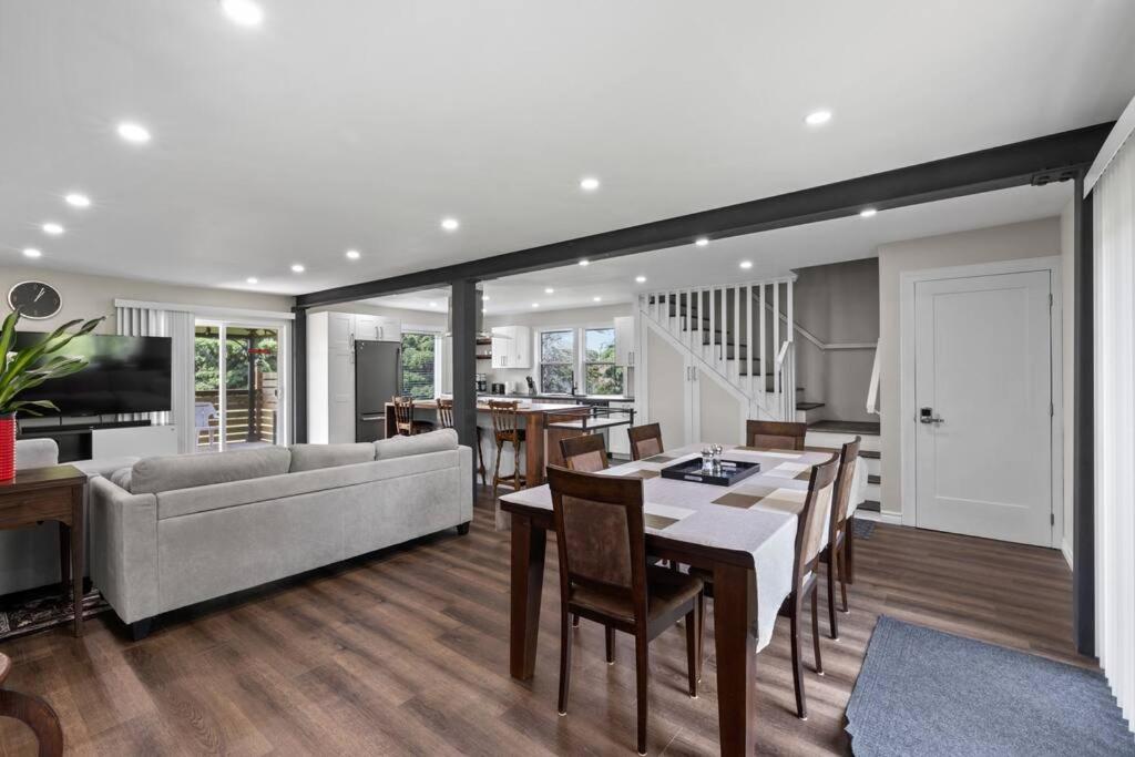 North Shore Coastal Retreat