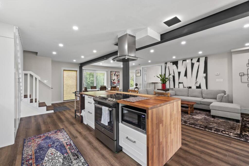 North Shore Coastal Retreat