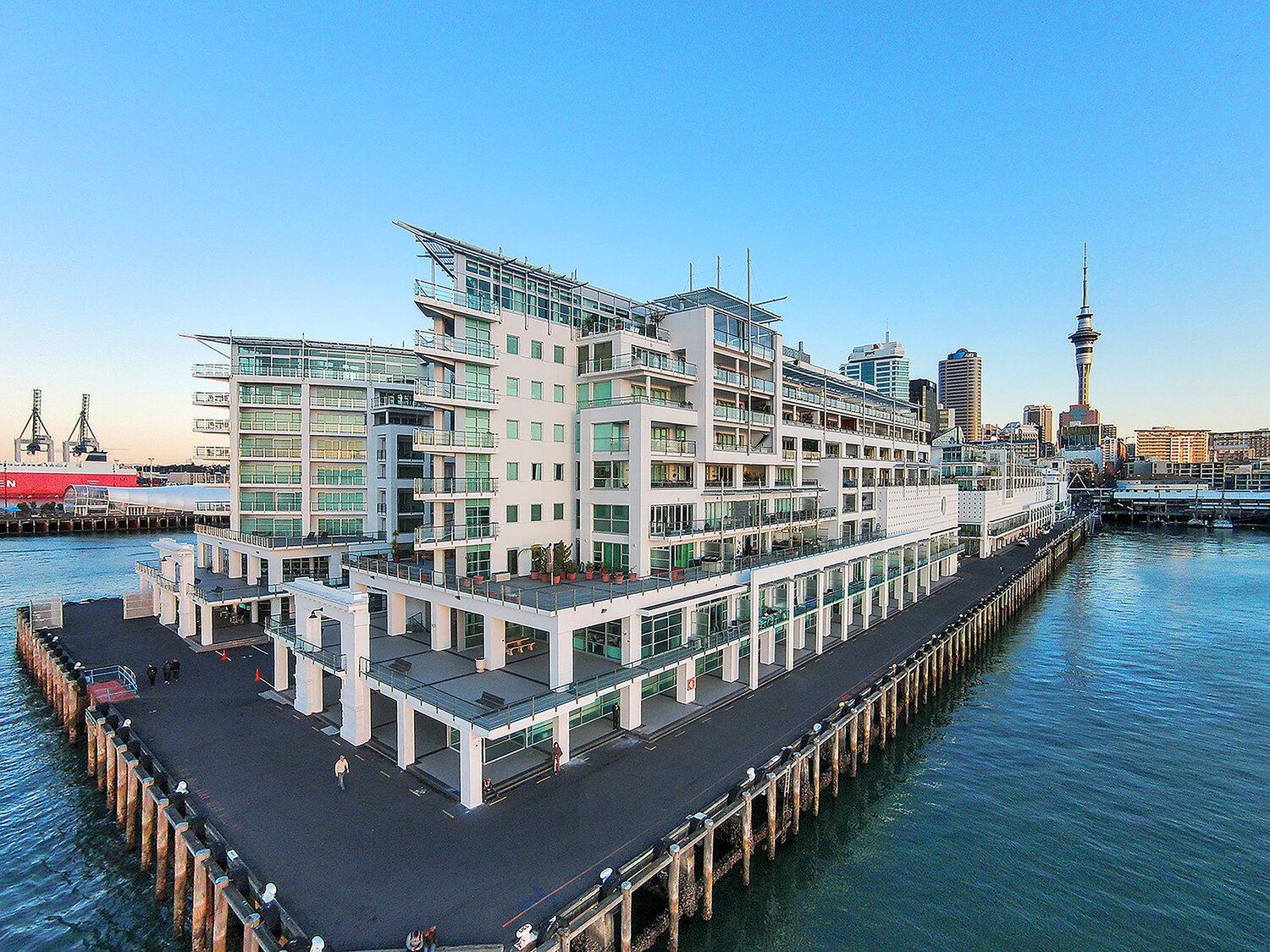 Seaview Waterfront Hotel Apt — Auckland