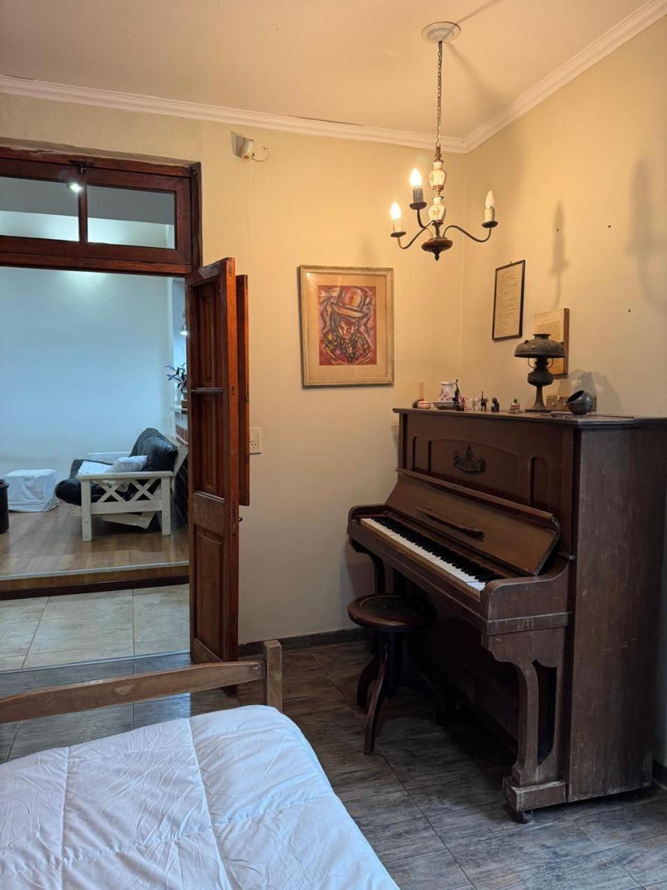 Gran casa cerca de la Costanera