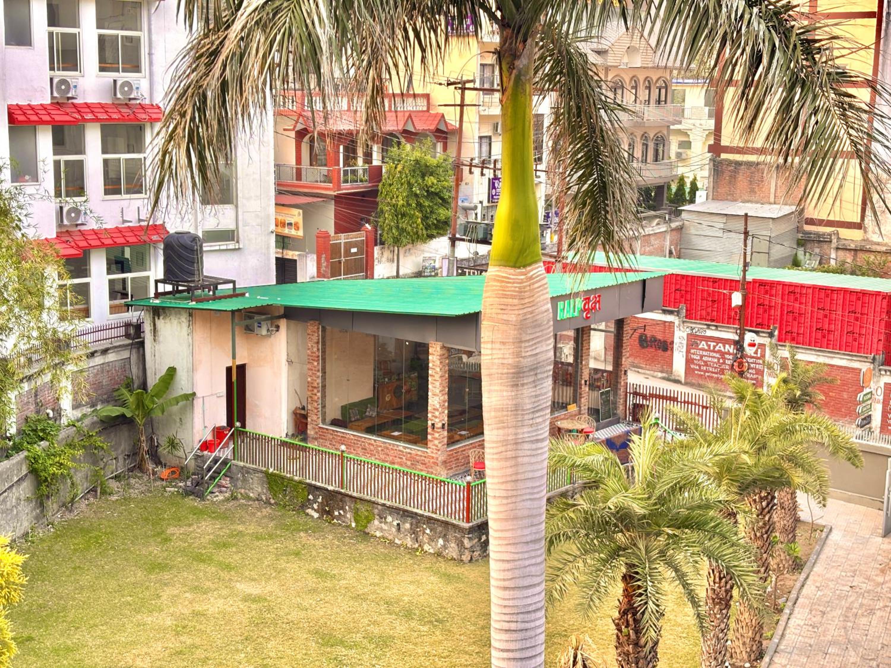Sailani Lostels
