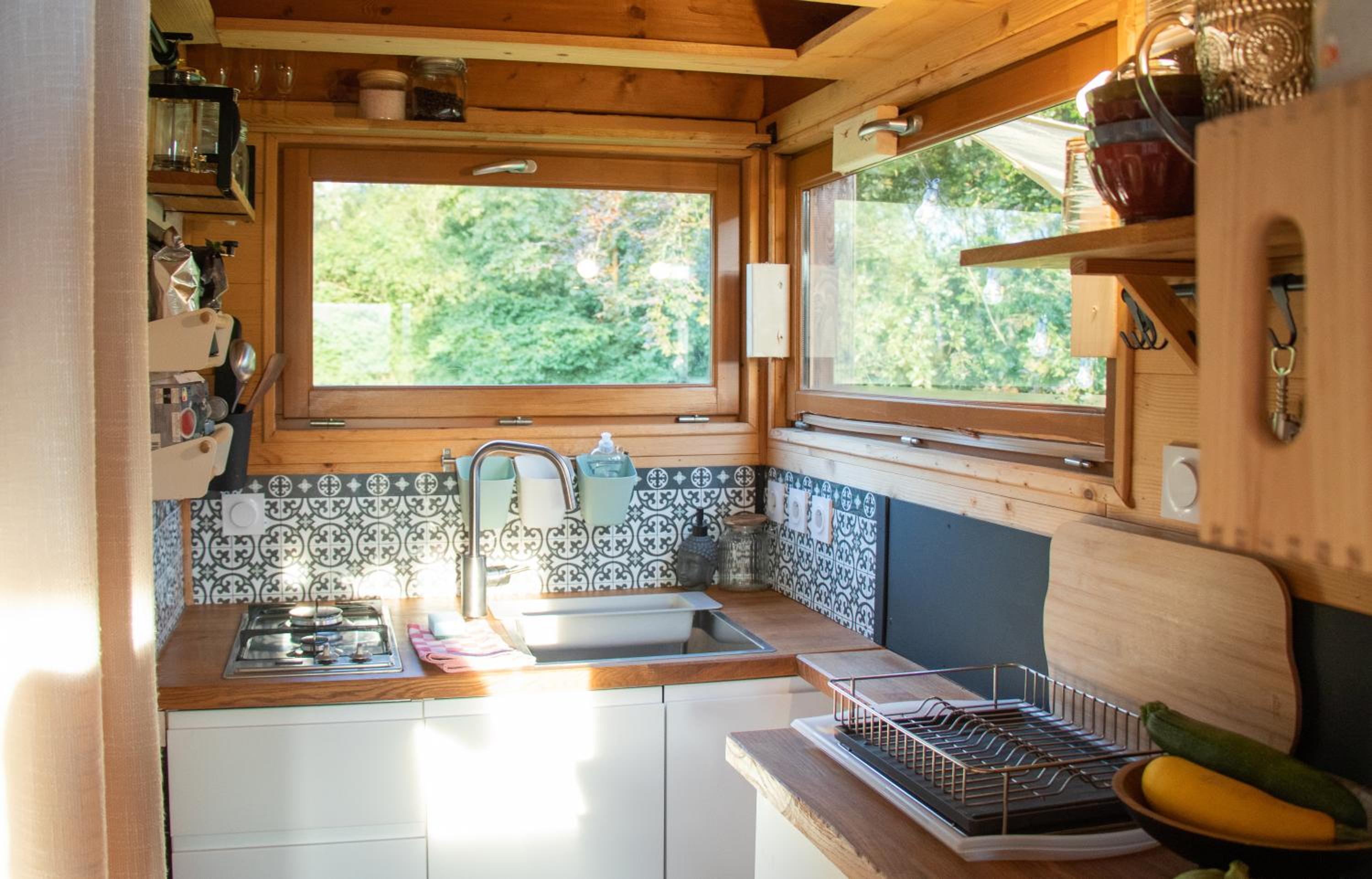 Tiny House in the Nature of Bruges