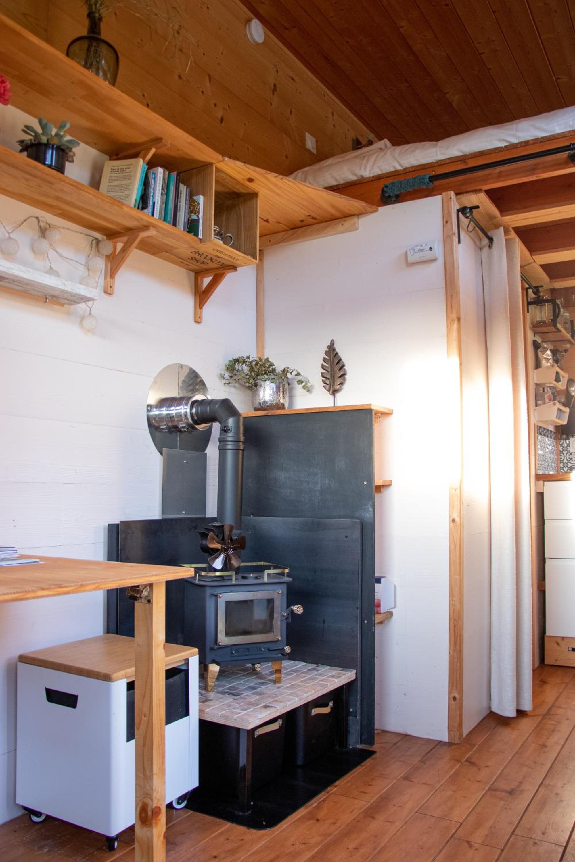 Tiny House in the Nature of Bruges