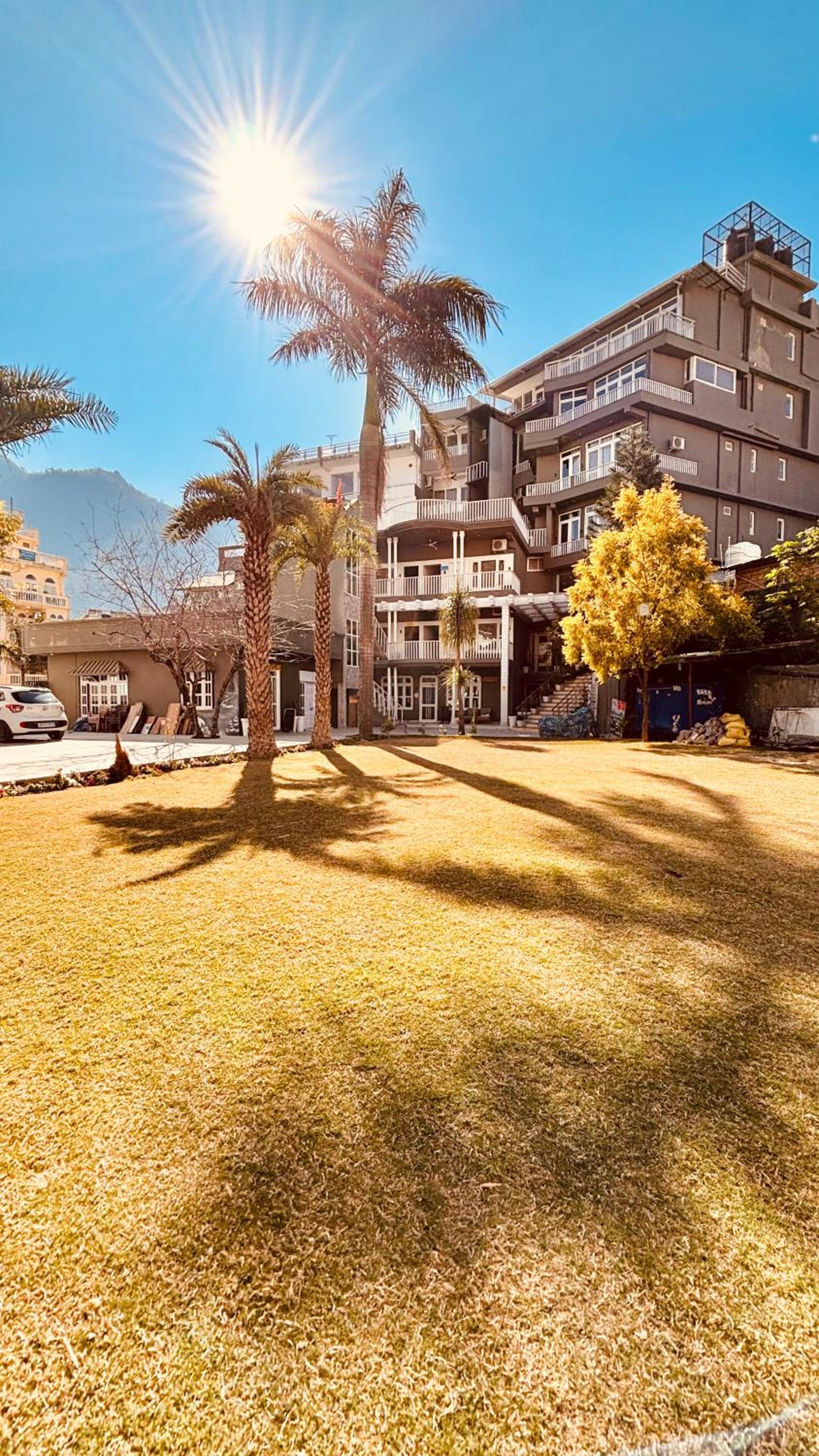 Sailani Lostels