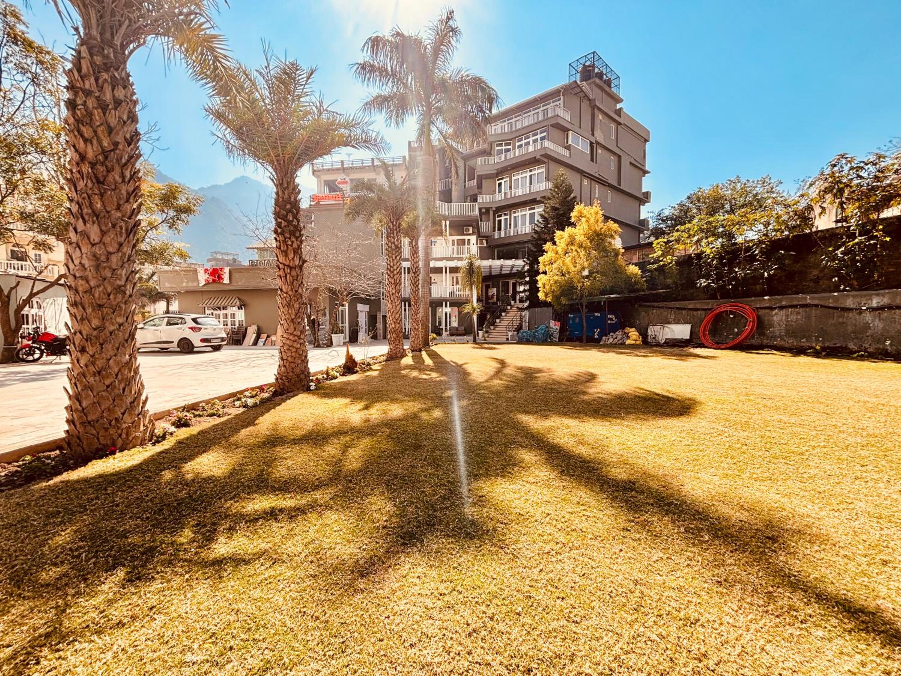 Sailani Lostels