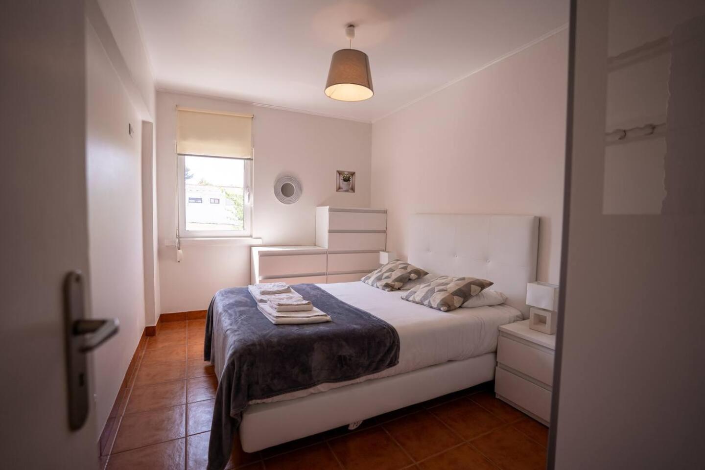 Cozy And Quiet 3-bedroom Flat view 2