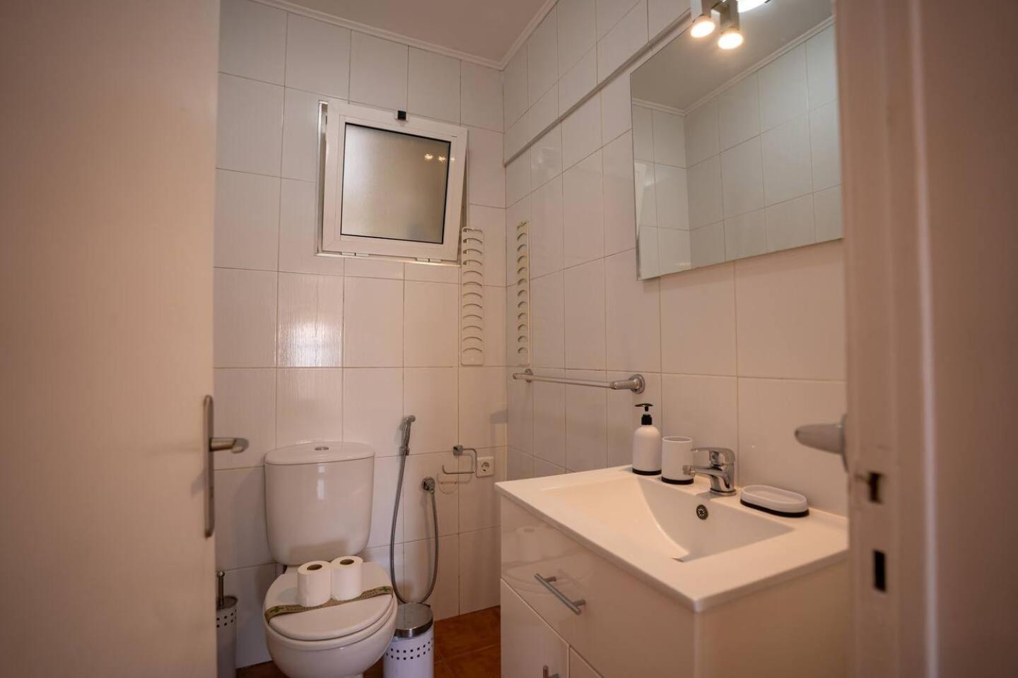 Cozy And Quiet 3-bedroom Flat view 4