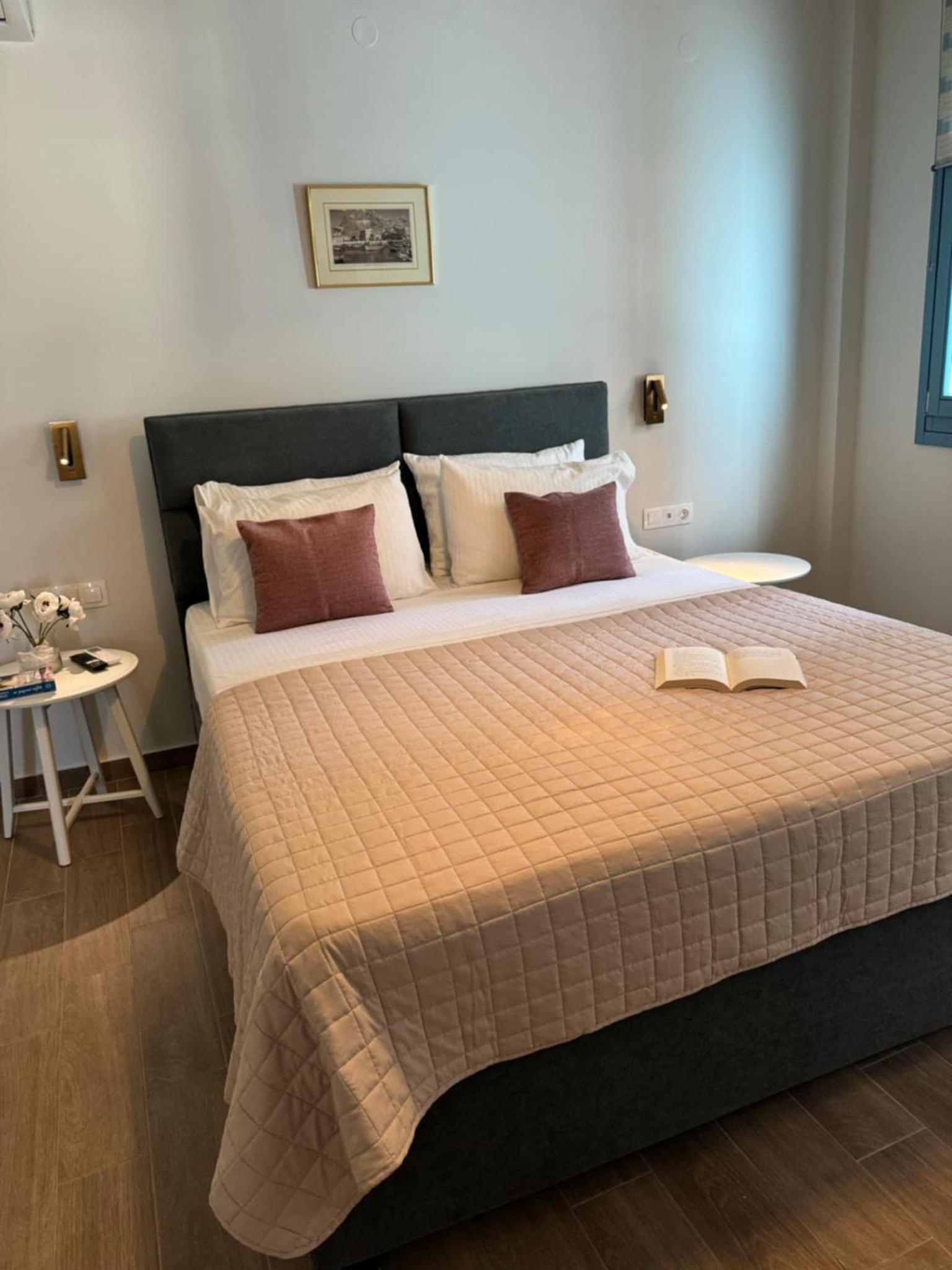 Kyveli LuxuryRooms