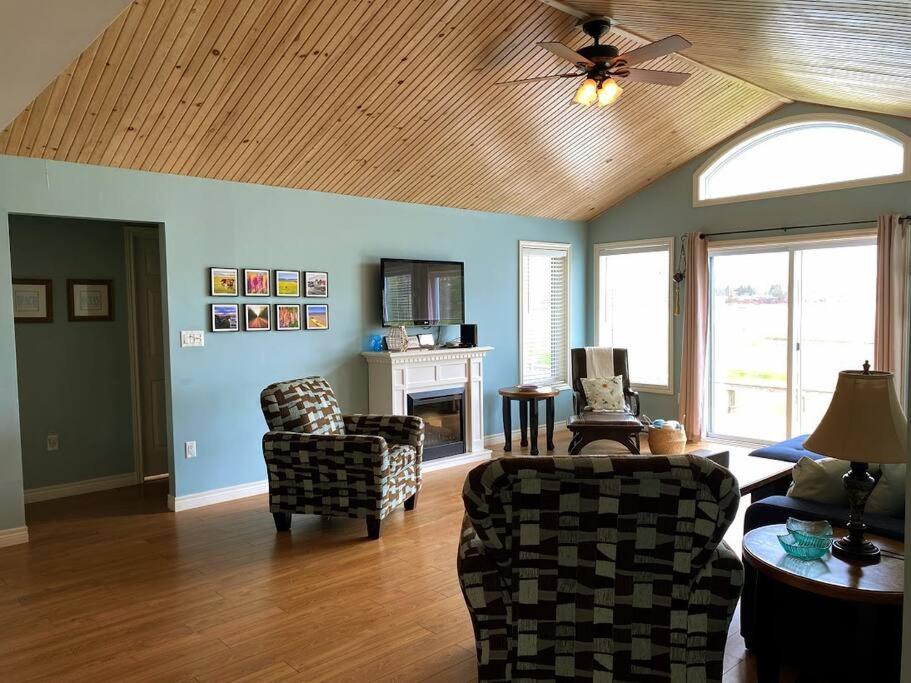 Seawood Summer Home