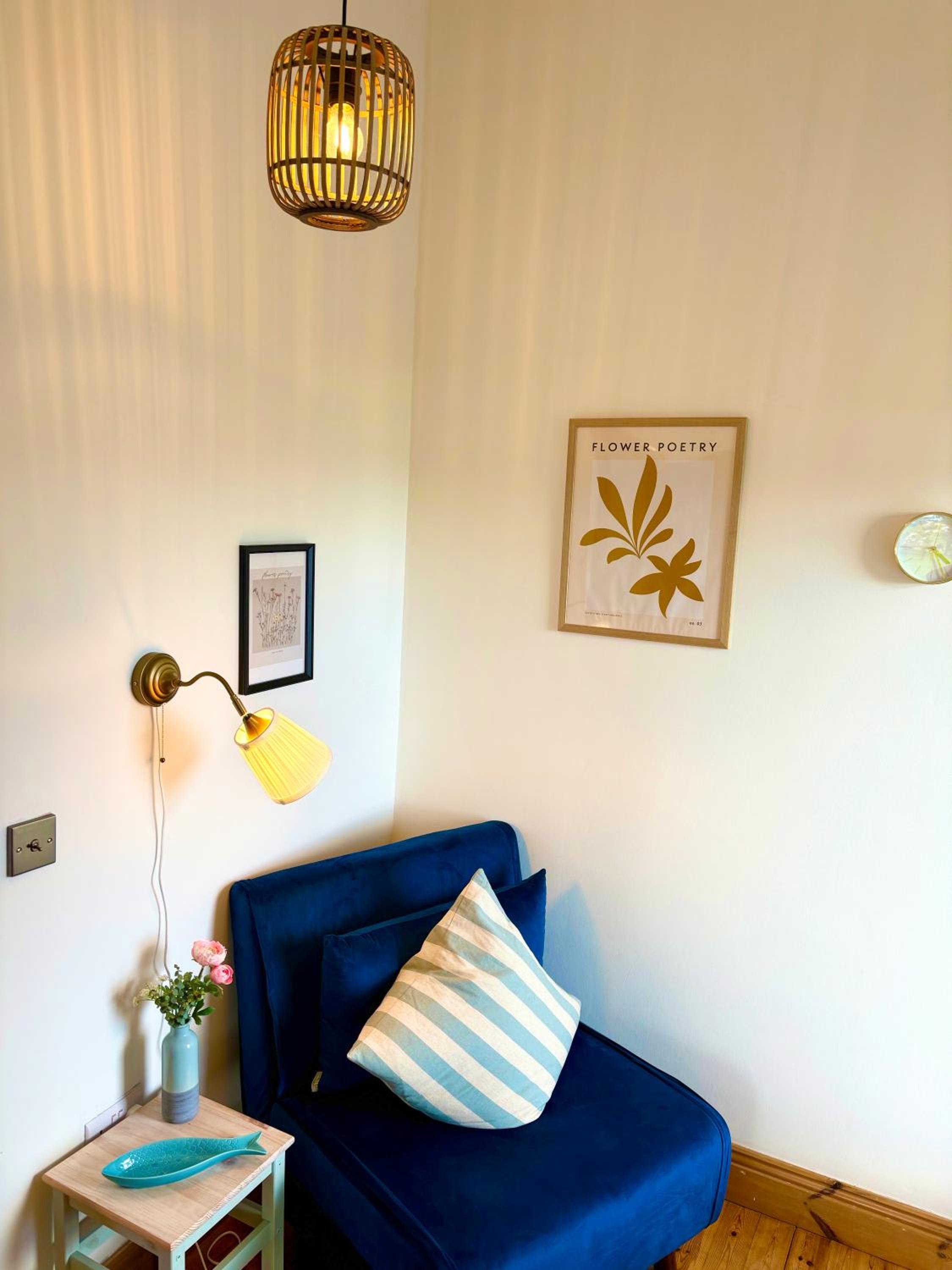 Laughing Seagull Cottage - Sea Views and Sauna