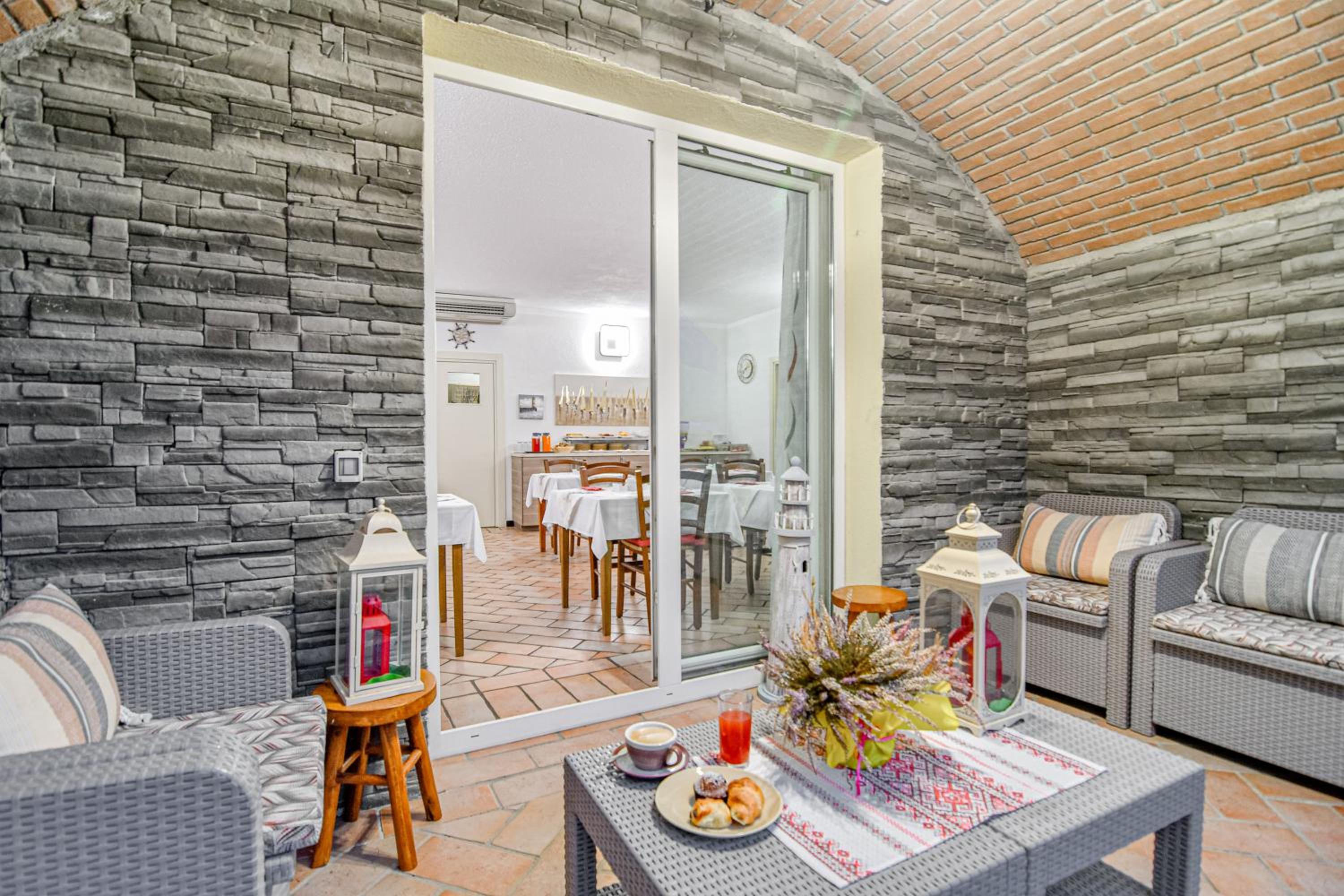 B&B Vignola view 5