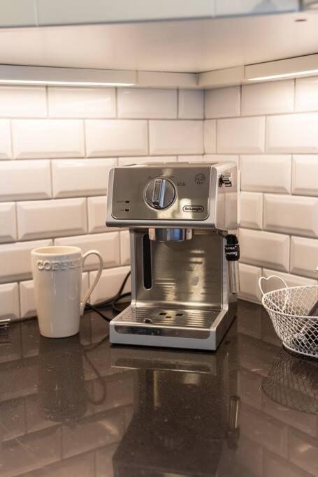 Elegant Elora Home with Stylish Décor