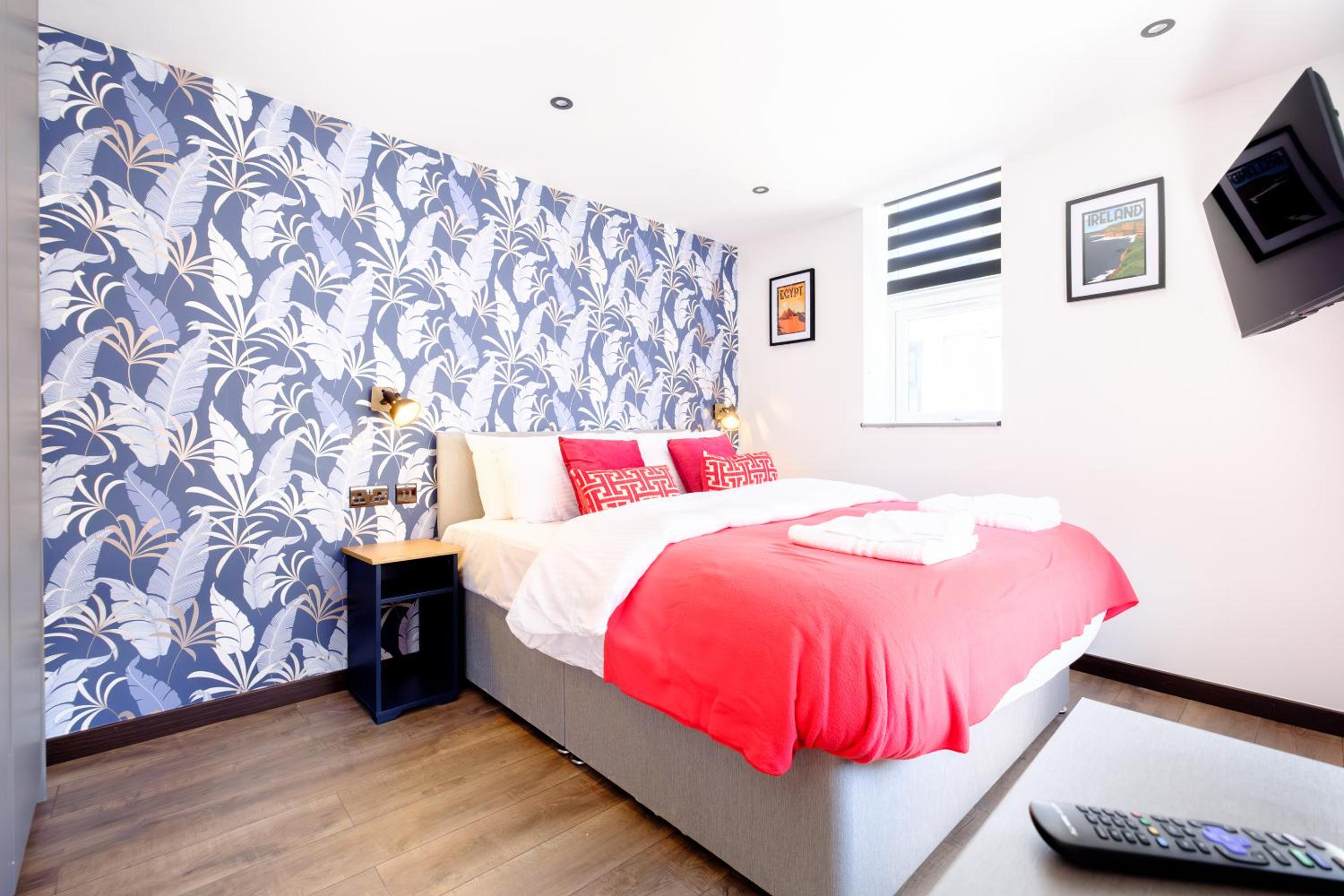 James Court Apartments by Staycay view 3