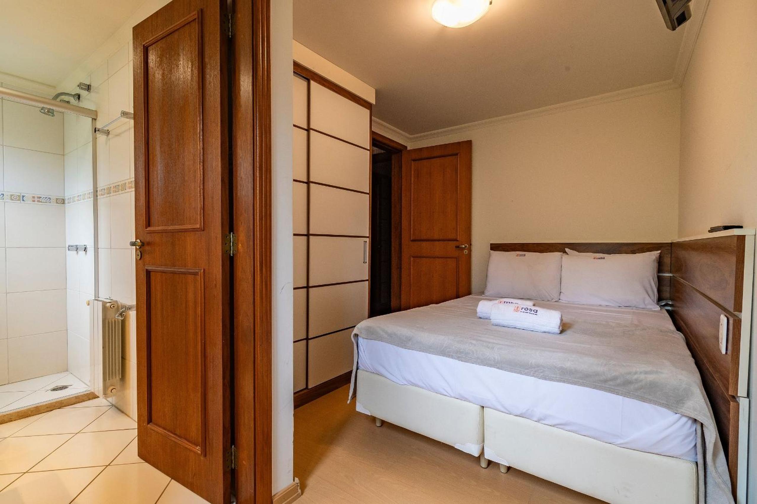 Rosa Residencial Gruner Berg