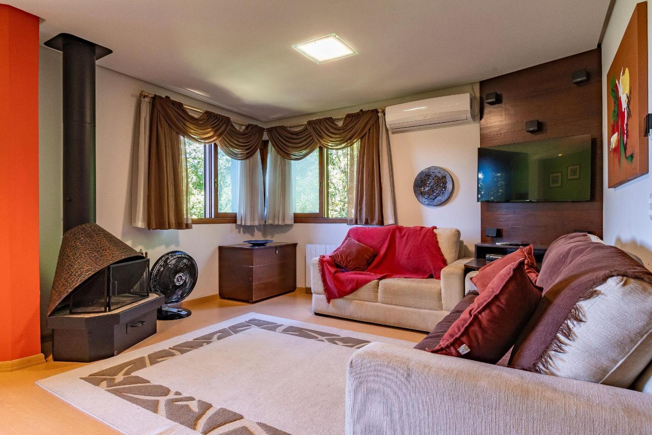 Rosa Residencial Gruner Berg