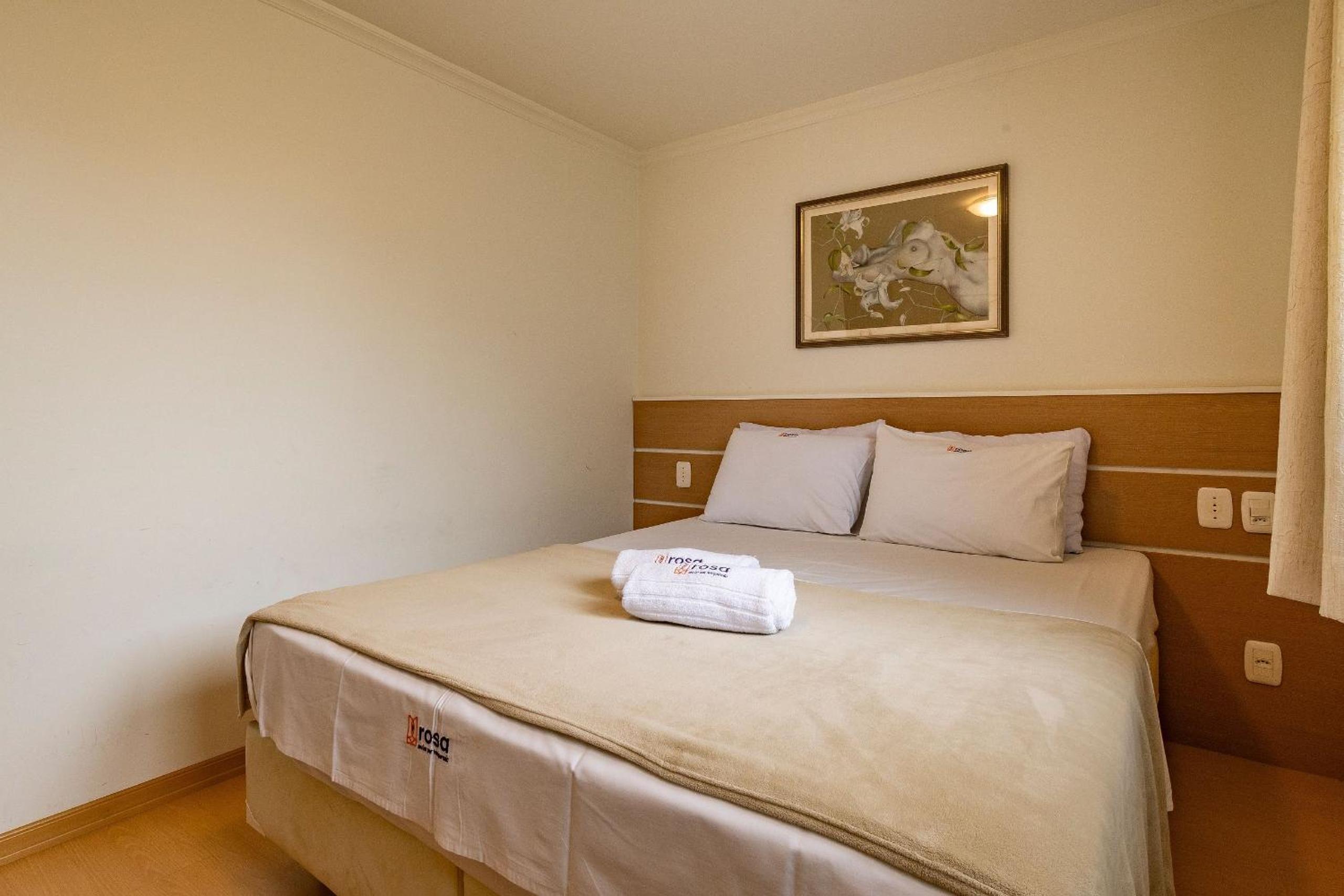 Rosa Residencial Gruner Berg