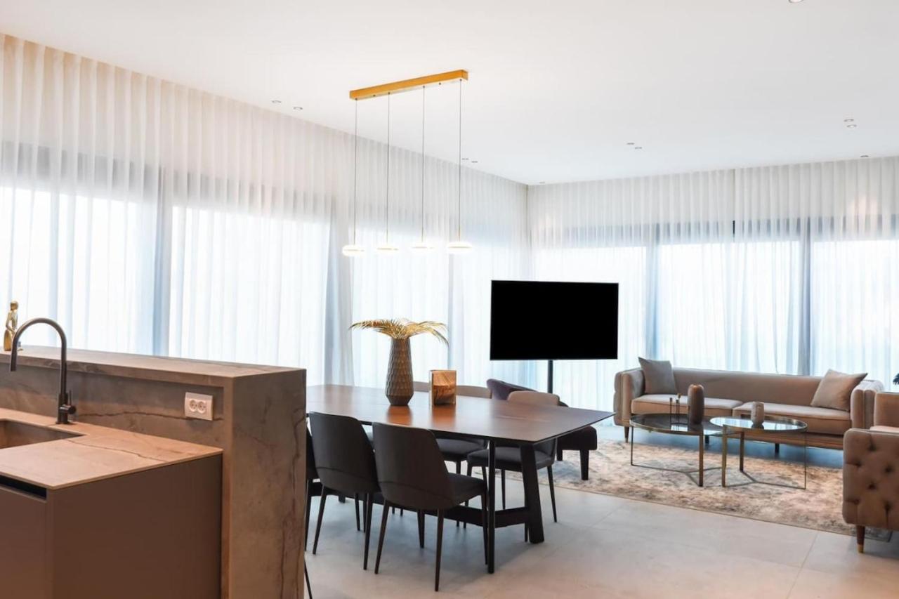 Hayarkon luxury sea views