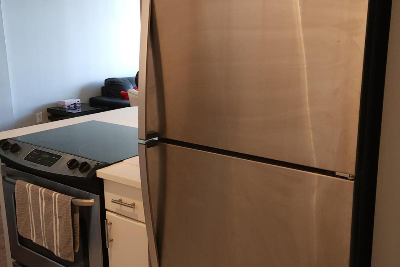 Stylish 2-bed, 1-bath in downtown Calgary