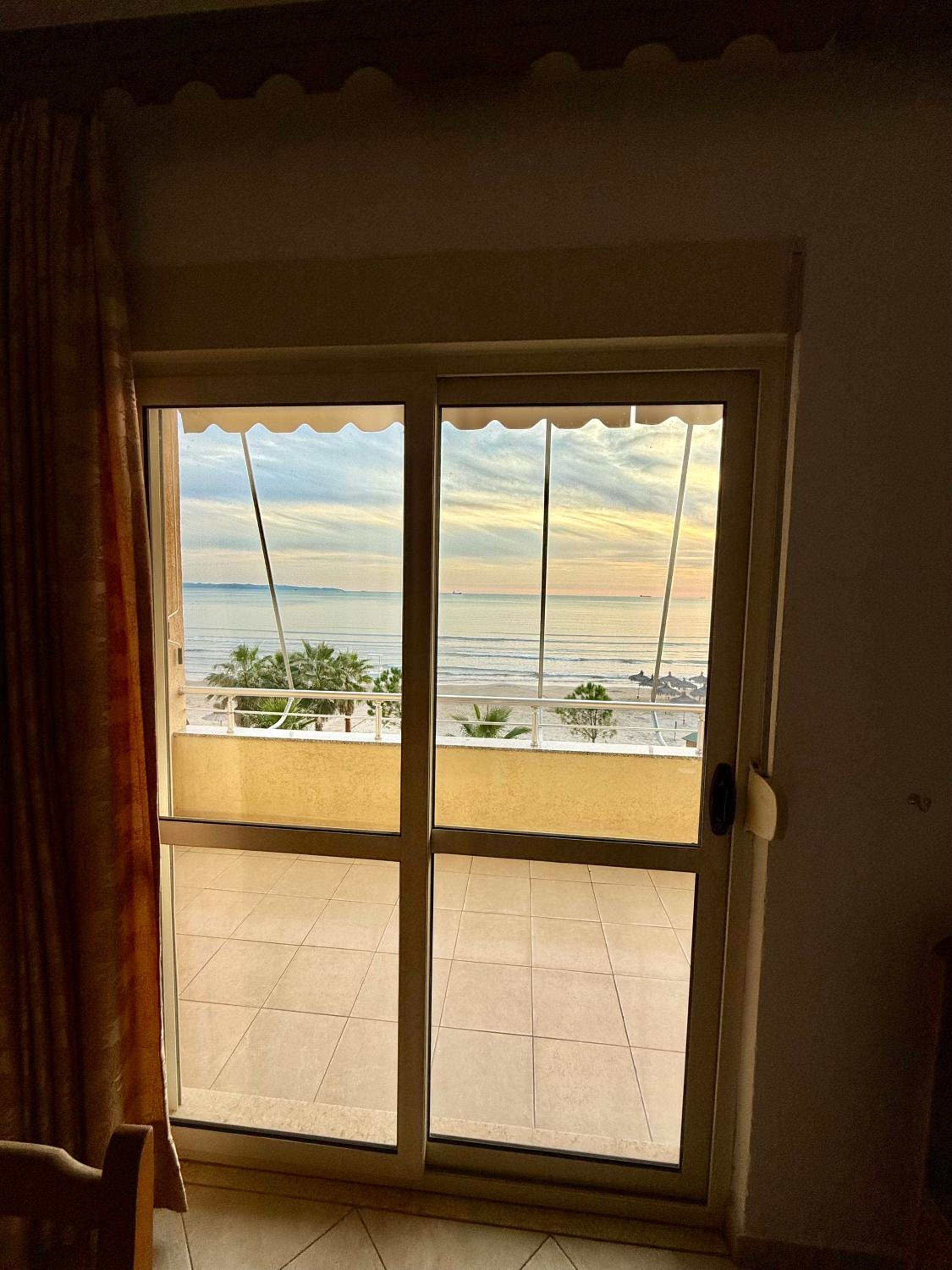 Ilir Sea View Apartments