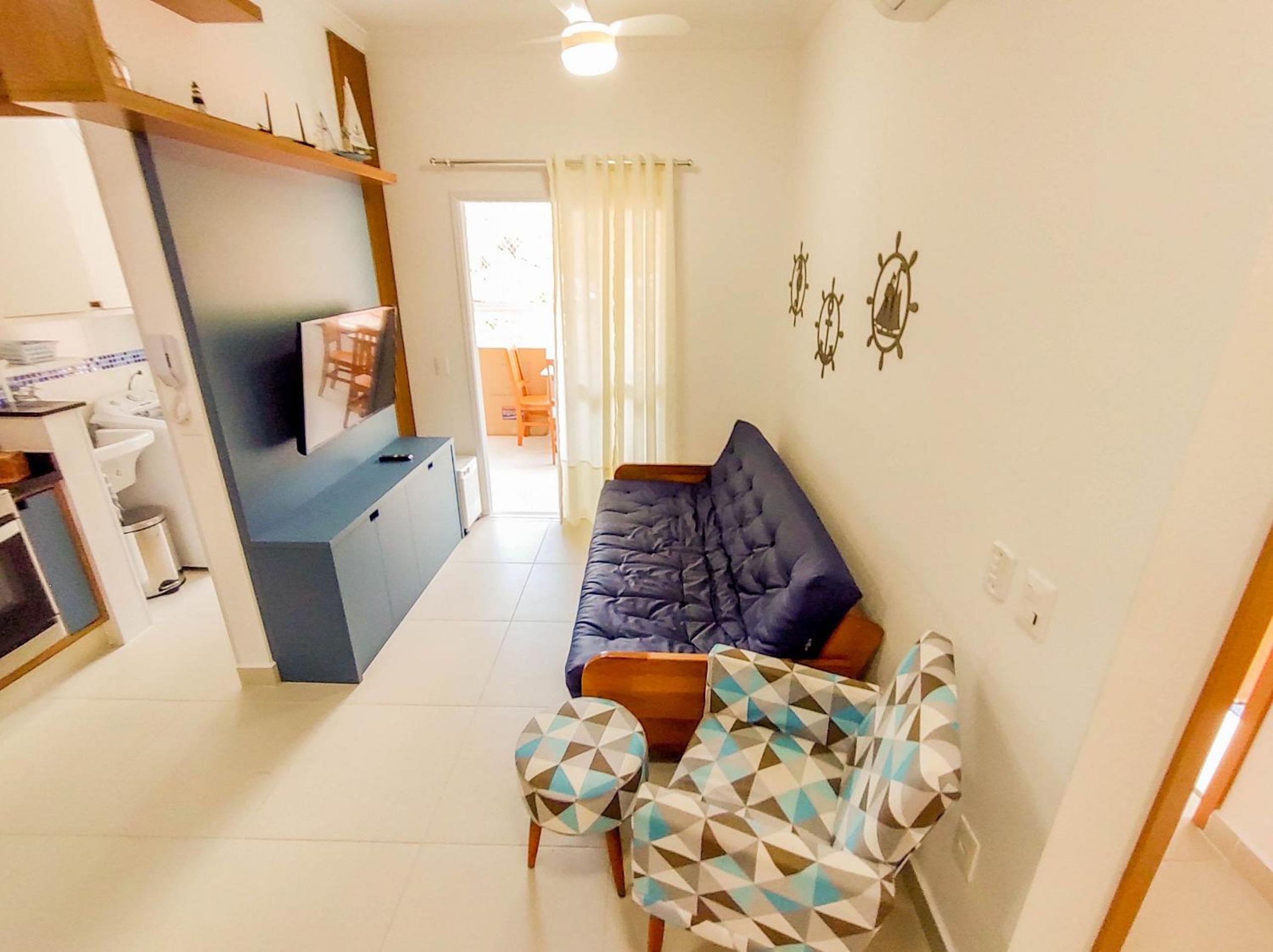 Apartamentos 300m Praia das Toninhas - vista para a serra do mar