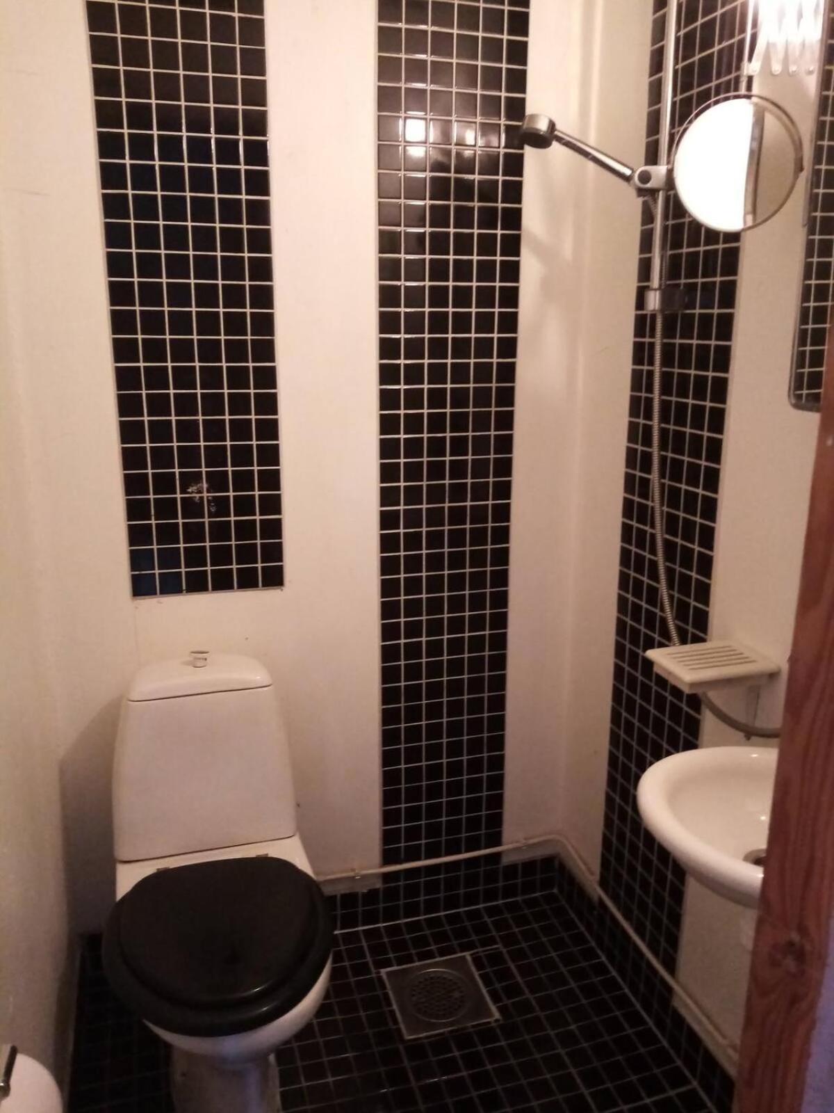Pieni asunto 60m2 vanhassa puukerrostalossa Pispalassa