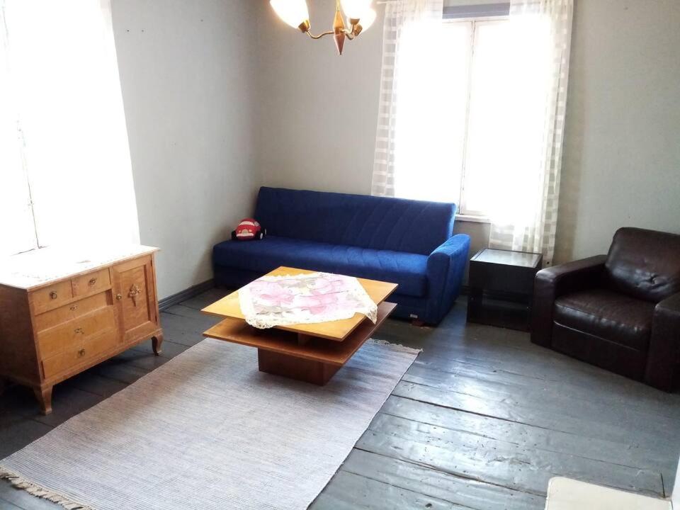 Pieni asunto 60m2 vanhassa puukerrostalossa Pispalassa