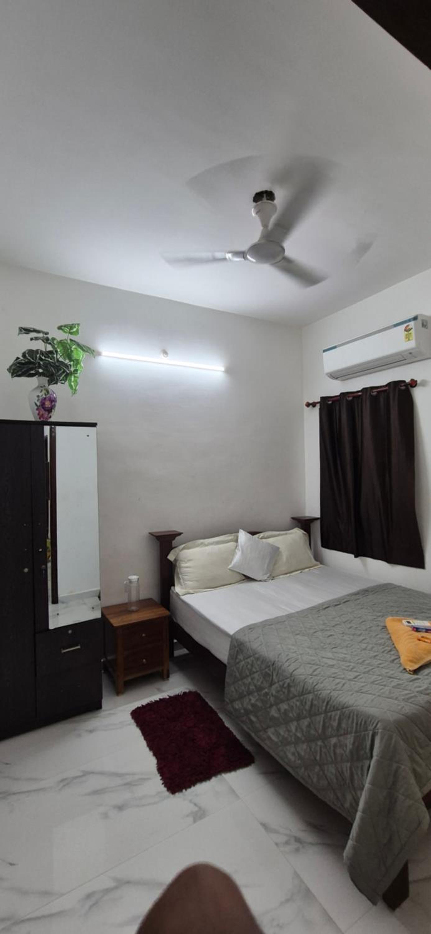 Tree shadow homestay &room's near by Beach view 3