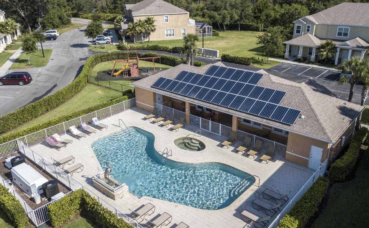 3BR Townhouse Near Disney BBQ Grill and Pool