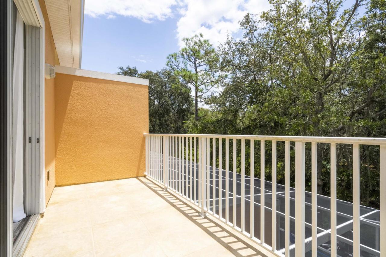 3BR Townhouse Near Disney BBQ Grill and Pool