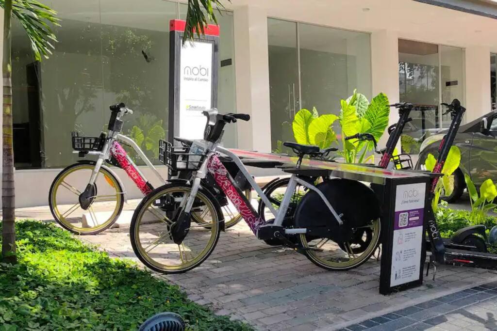 Apto Familiar Lujoso Comodo en Zona empresarial