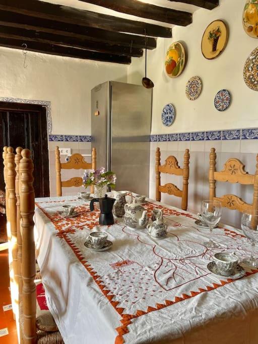 Casona histórica del S XVII en Novales view 5