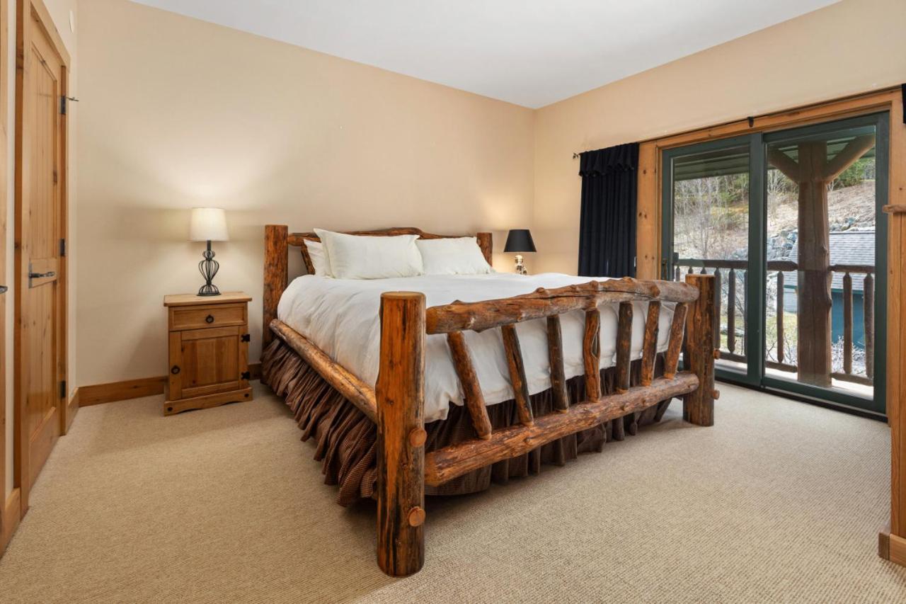 3 Bedroom plus Loft at Stratton with Hot Tub view 4