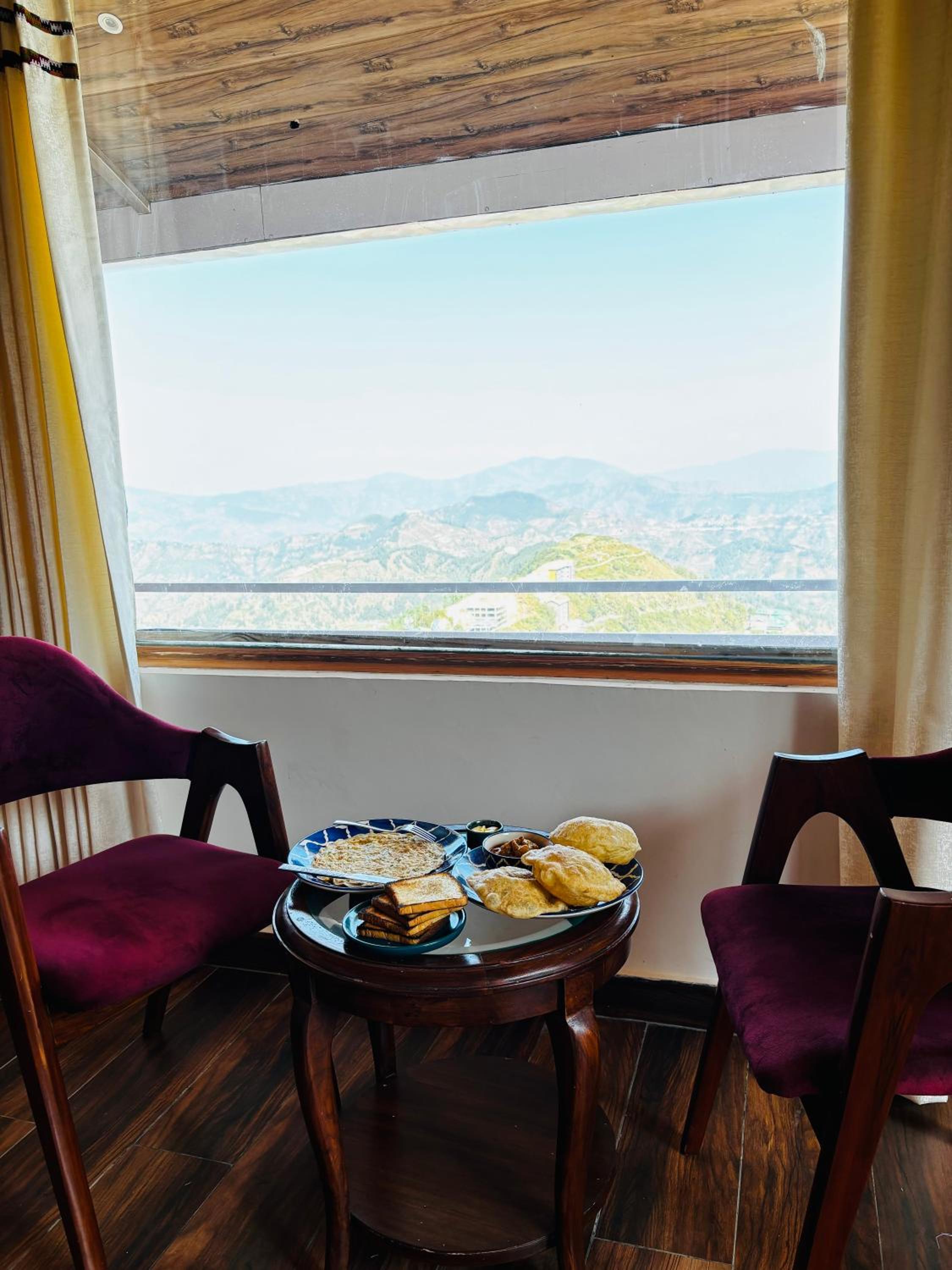 Hilly Horizon BnB Kufri view 3
