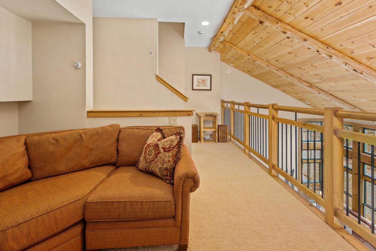 3 Bedroom plus Loft at Stratton with Hot Tub view 5
