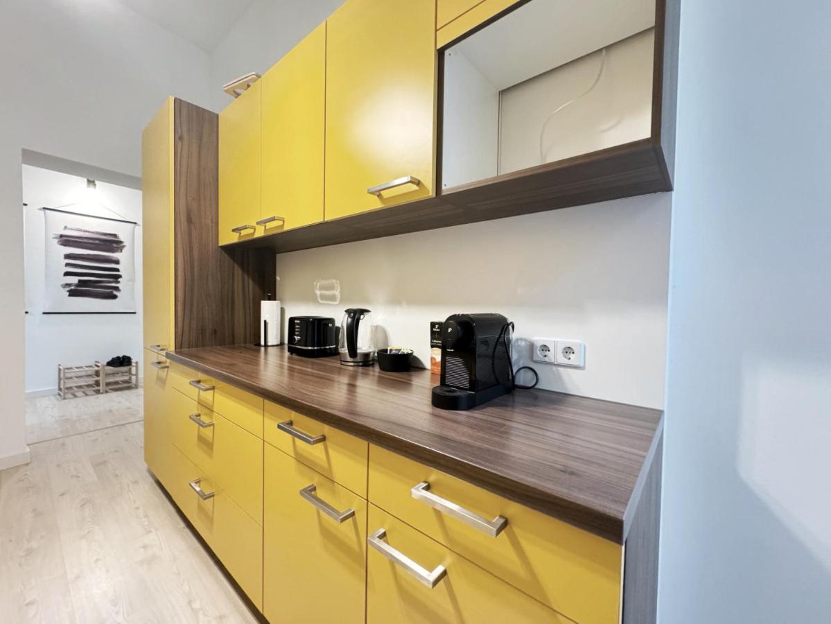 HolidayHome Apartments I Spacious 130qm Apartment Near Berlins Top Sights