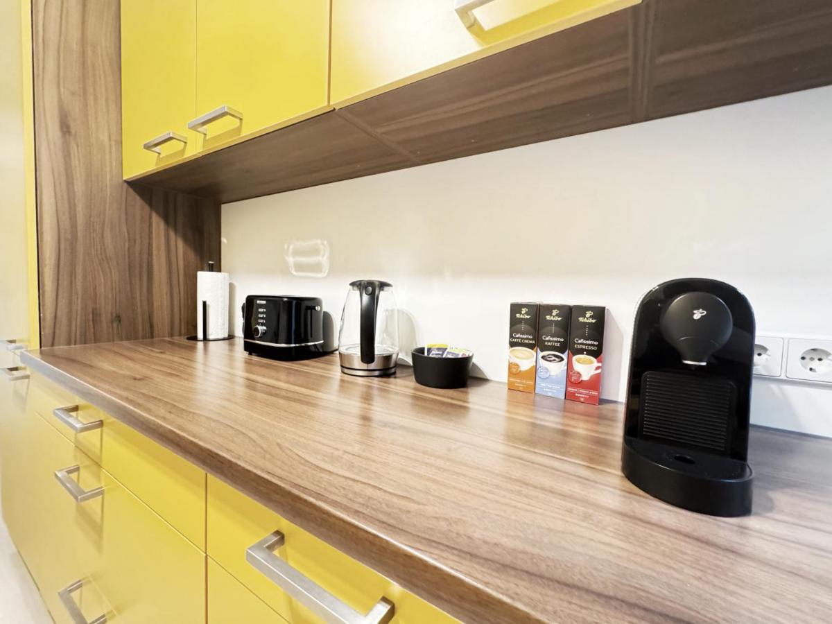HolidayHome Apartments I Spacious 130qm Apartment Near Berlins Top Sights