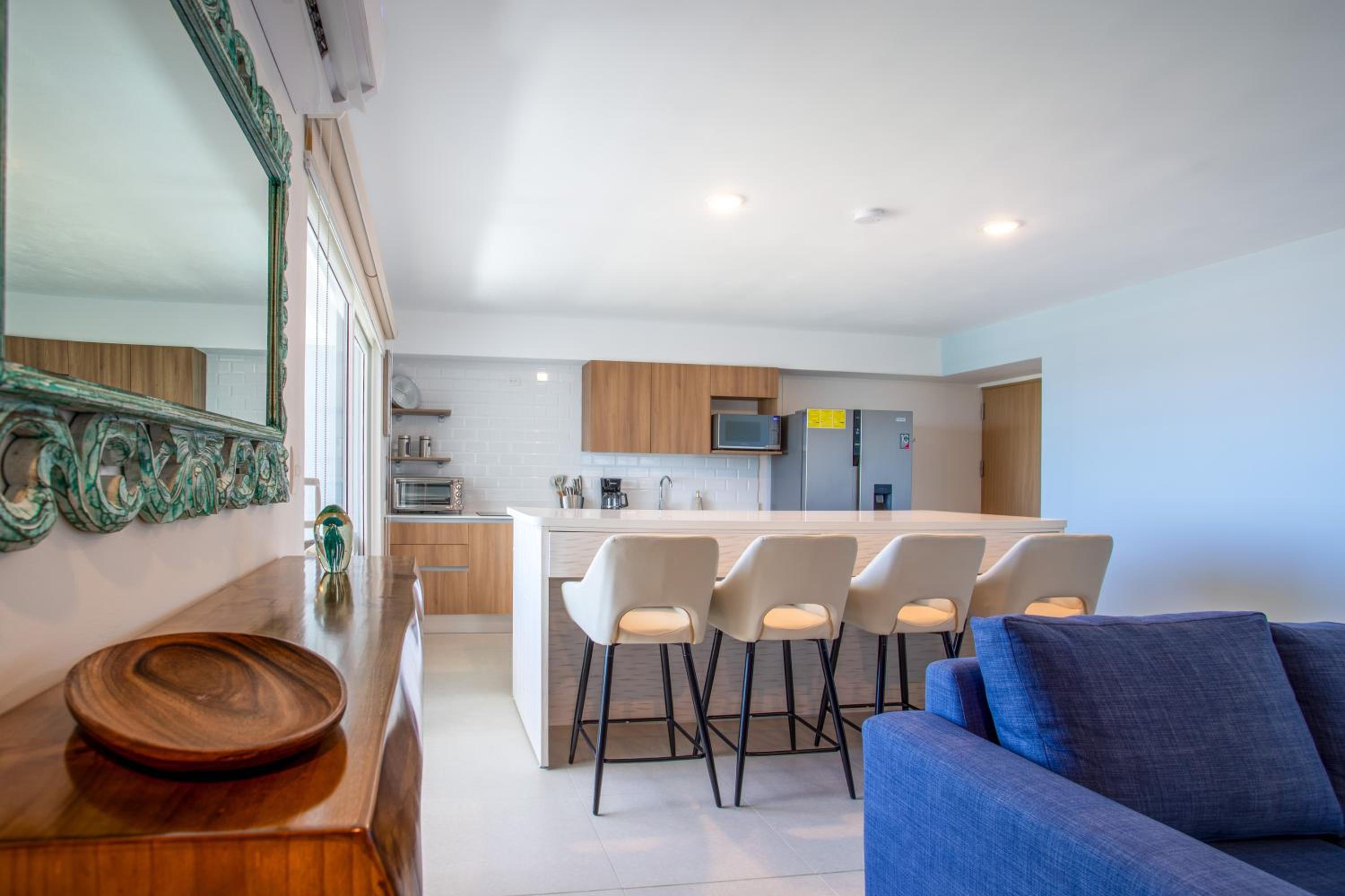 Casago 1002B, BRAND NEW RENTAL! Perfect Ocean view Retreat
