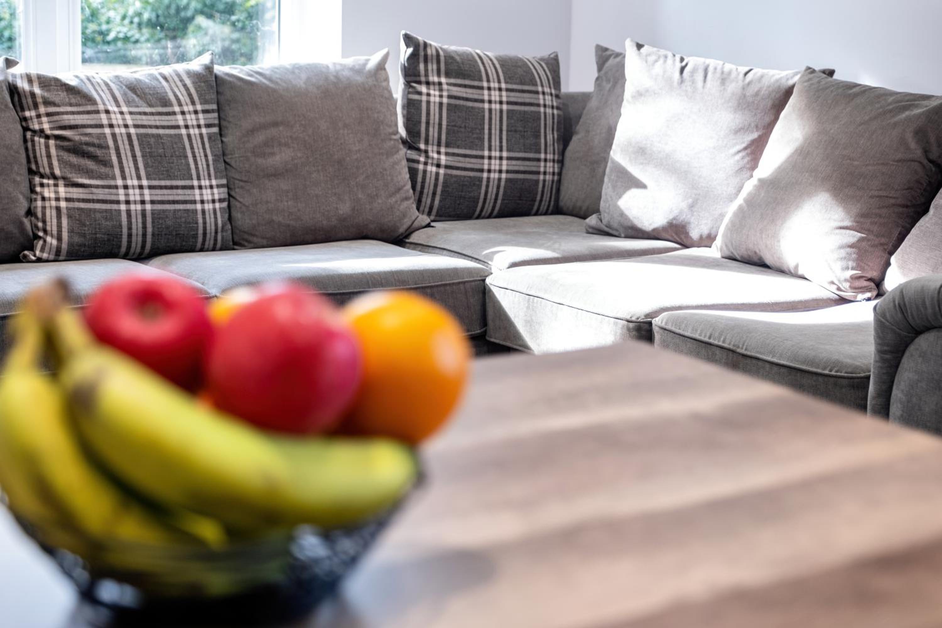 Perfect for Contractors and Leisure - Close to City Centre Apartment - Sleeps up to 5 view 5