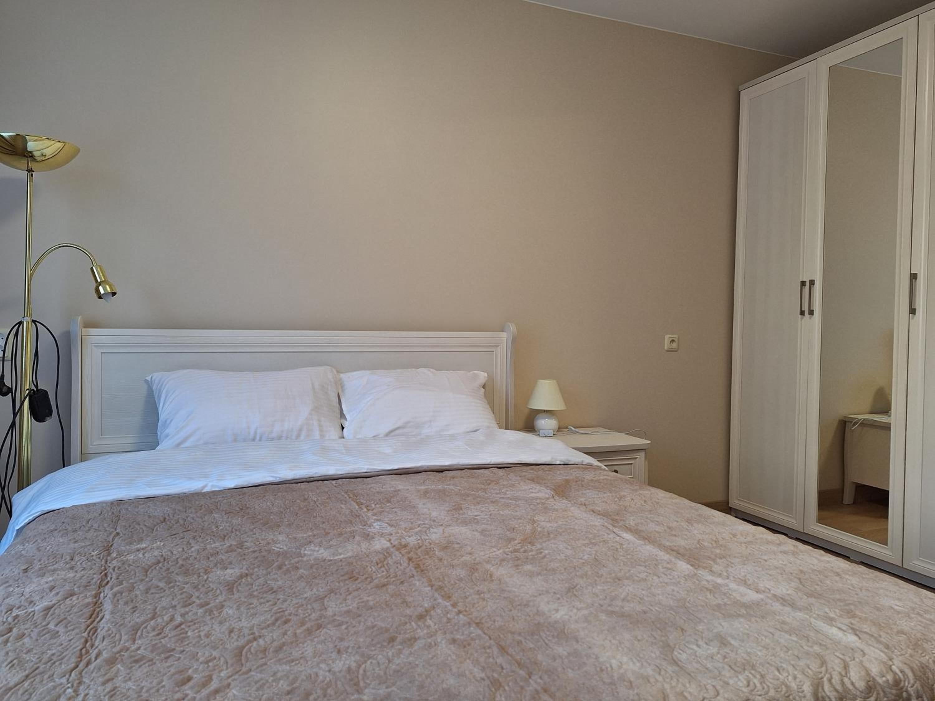 Debrecen apartment 55 view 4