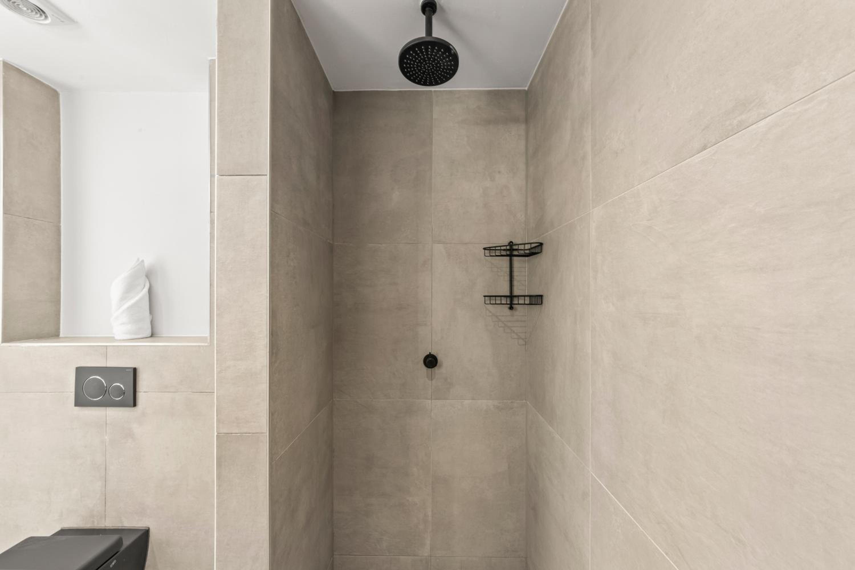 Jan Sofat LUX A15 Penthouse with private rooftop terrace