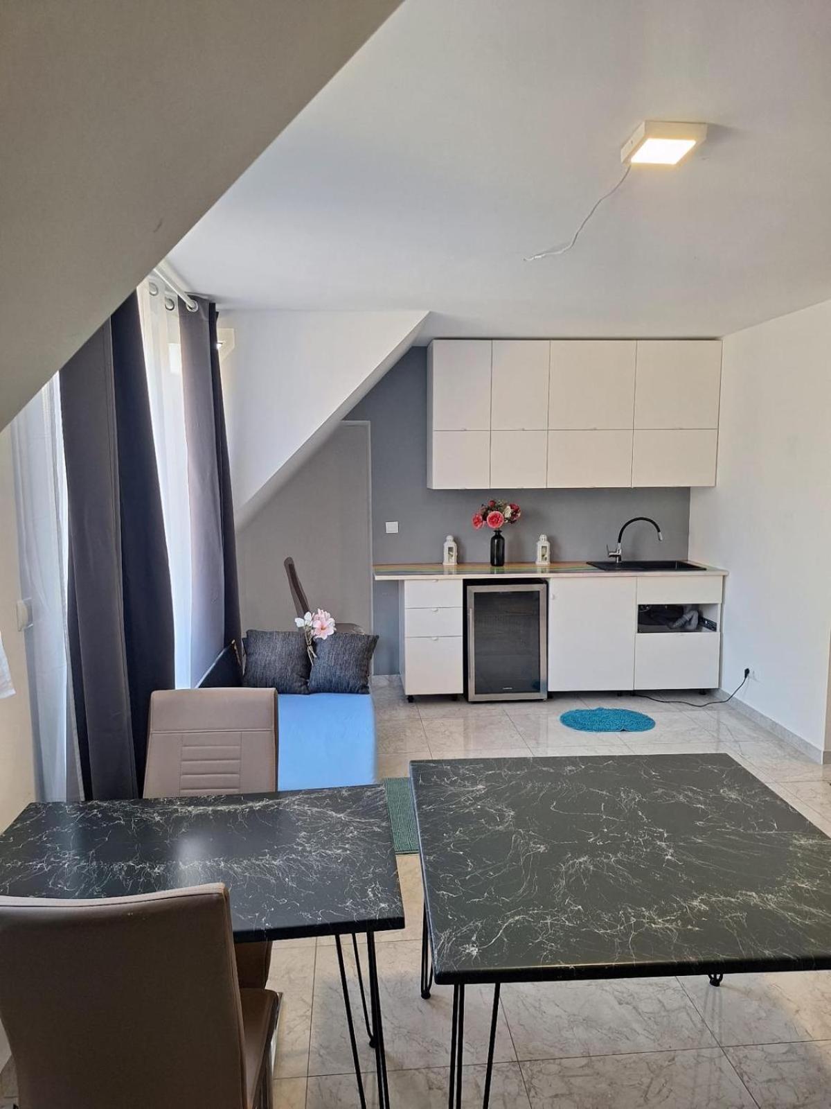 Just Room Rent AKH University