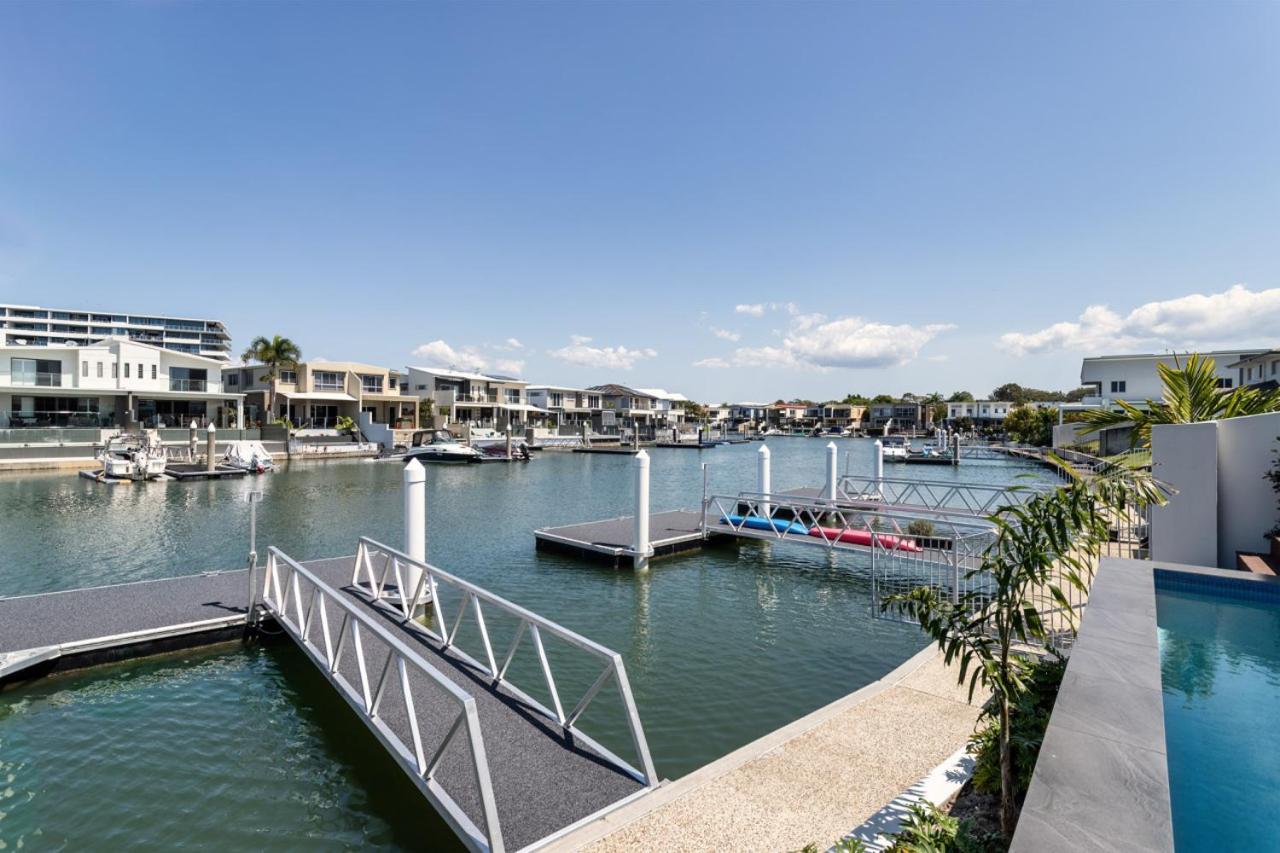 Absolute Waterfront Elegancy