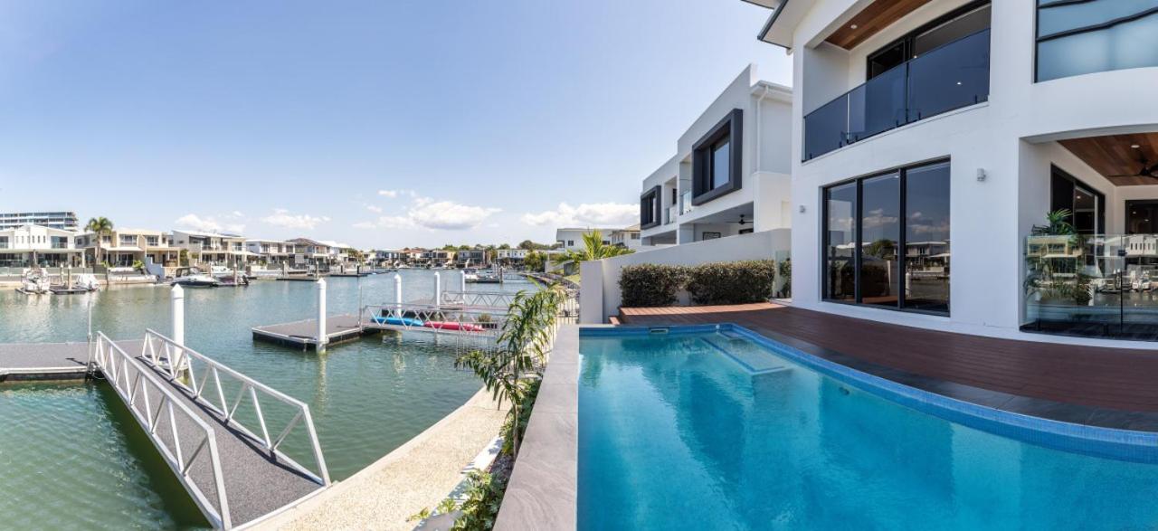 Absolute Waterfront Elegancy